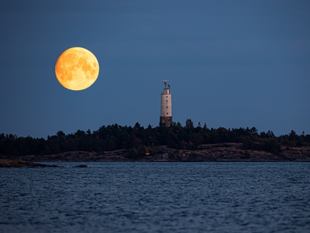 012-Tarmo-Syvapuro-Kuutamolla